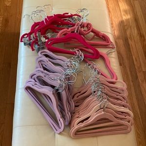 Lg lot child-sized velvet hangers